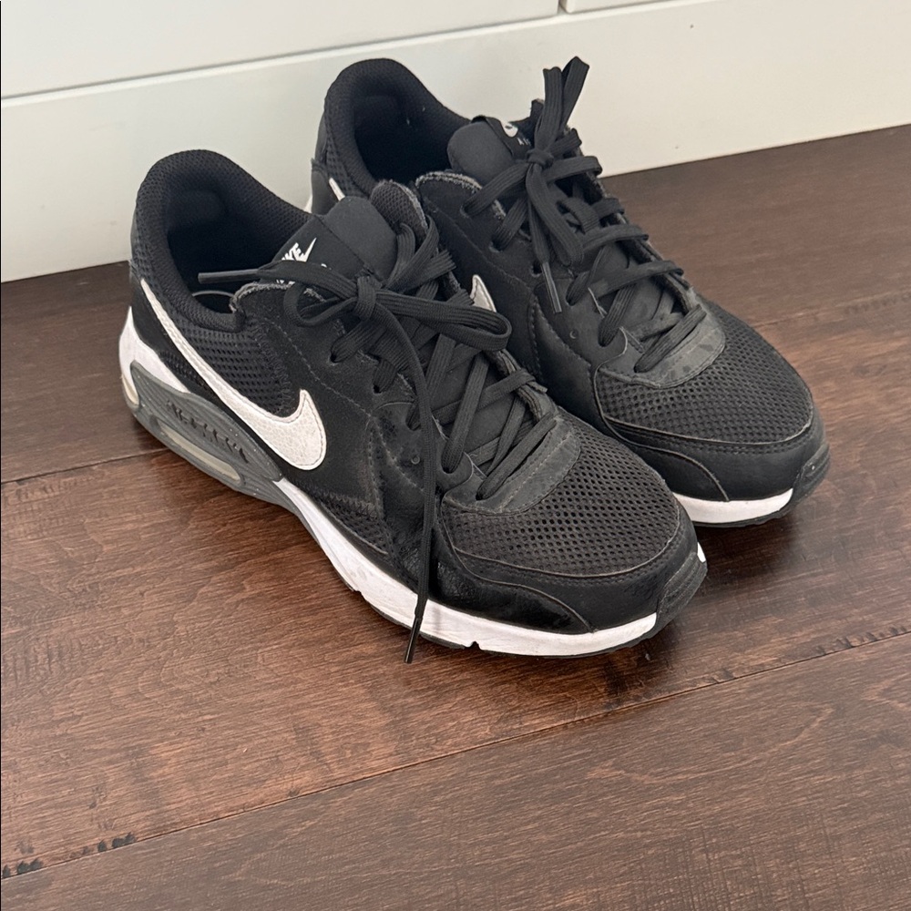Nike Dual-Tone Black and White Sneakers